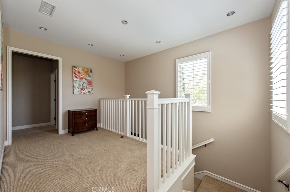 61 Thornapple, Irvine CA  92620-3337 exterior