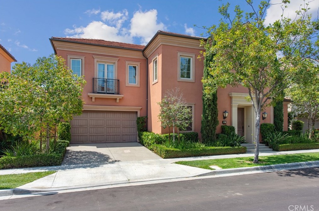 61 Thornapple, Irvine CA  92620-3337 exterior
