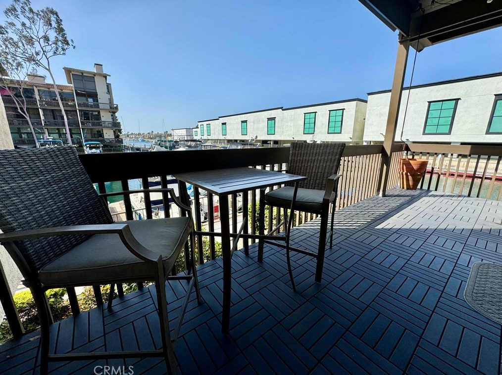 7137 Marina Pacifica Dr, Long Beach CA  90803-7008 exterior