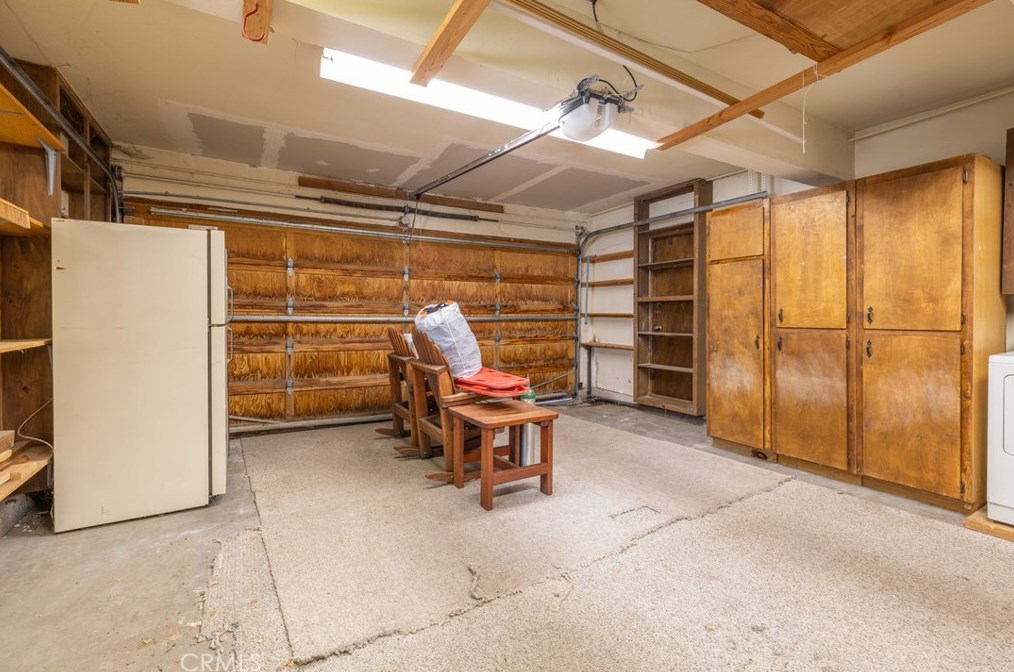 913 Mtn Ln, Big Bear City CA  92314-9110 exterior