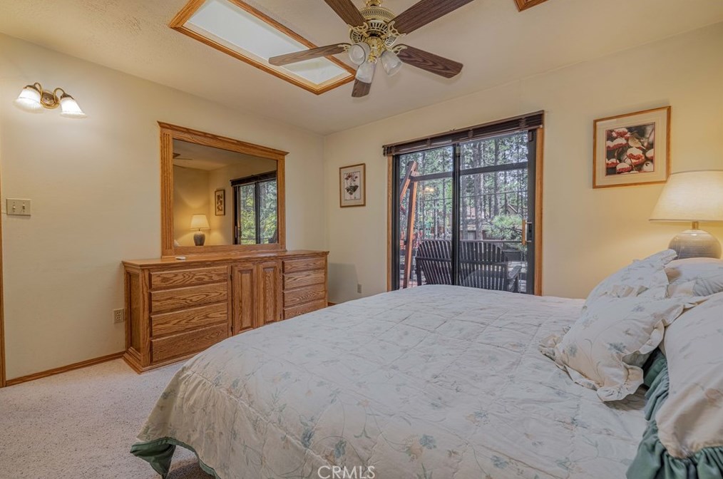 913 Mtn Ln, Big Bear City CA  92314-9110 exterior