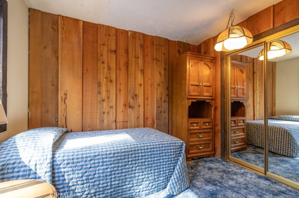 913 Mtn Ln, Big Bear City CA  92314-9110 exterior