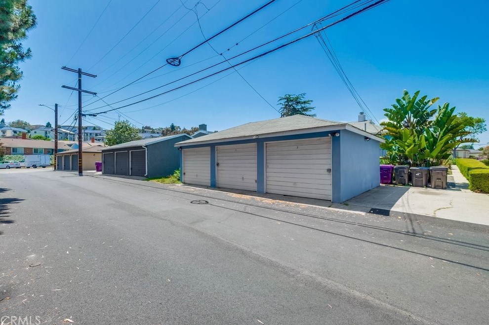 4134 Jacinto Way, Long Beach CA  90815-2633 exterior