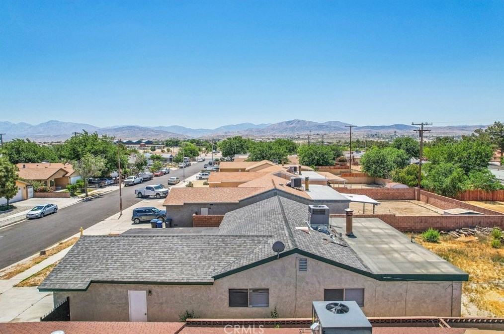 37253 Mahonia Ave, Palmdale CA  93552-4540 exterior