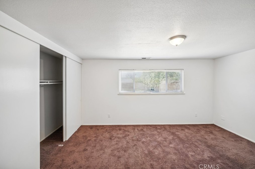 37253 Mahonia Ave, Palmdale CA  93552-4540 exterior