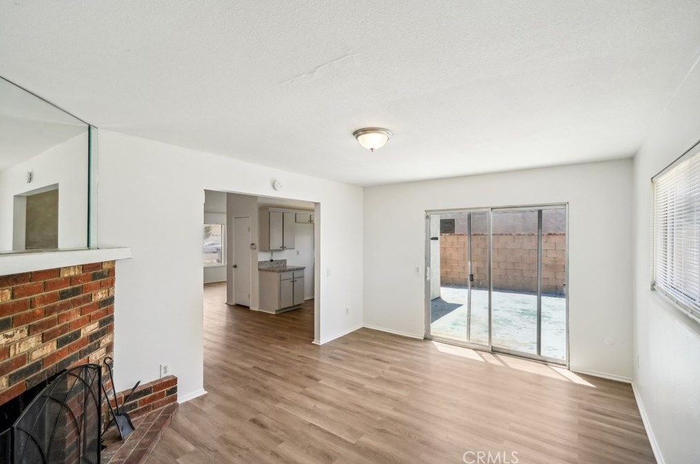 37253 Mahonia Ave, Palmdale CA  93552-4540 exterior