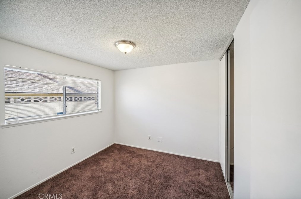 37253 Mahonia Ave, Palmdale CA  93552-4540 exterior