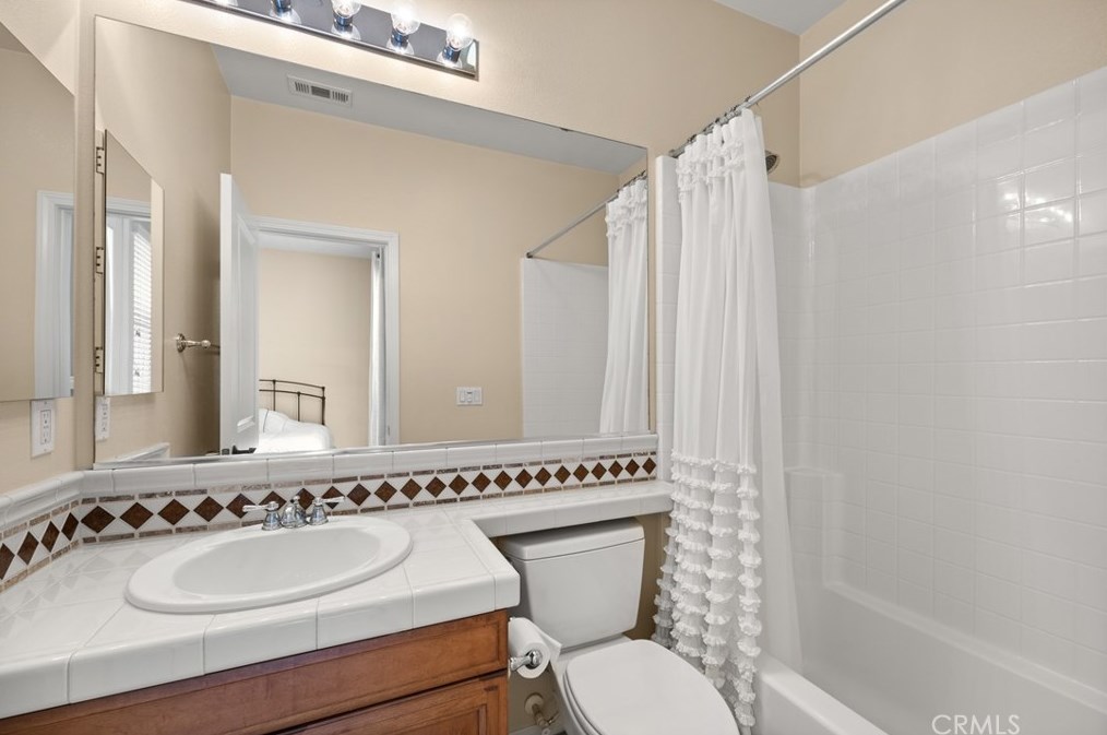 15324 Ashley Ct, Whittier CA 90603-2341 exterior