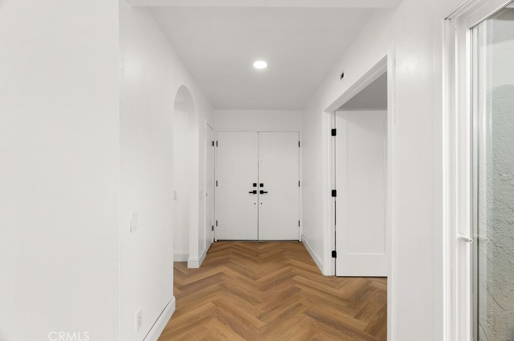 2112 Wellington Ave, Santa Ana CA  92701-3183 exterior