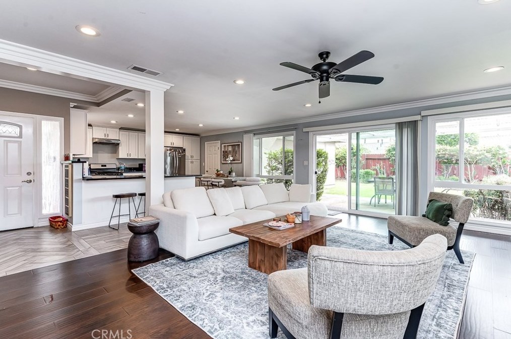 5412 Fox Hl Ave, Buena Park CA  90621-1507 exterior