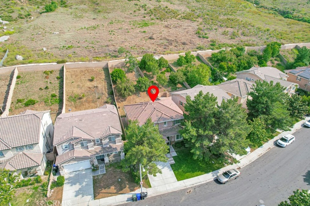 16517 Gala Ave, Fontana CA  92337-1525 exterior