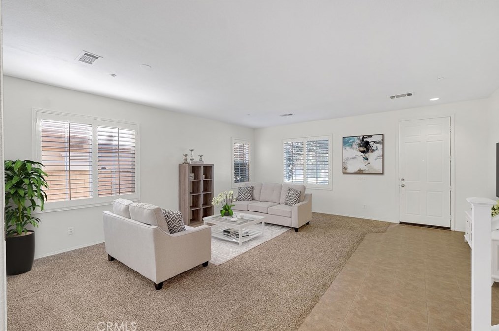 16517 Gala Ave, Fontana CA  92337-1525 exterior