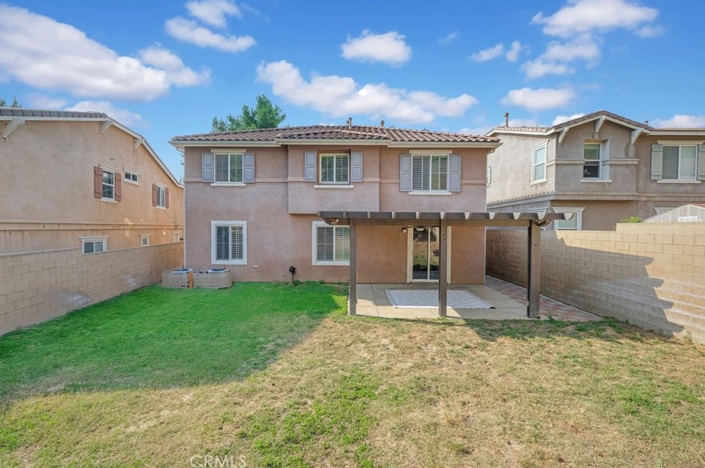 16517 Gala Ave, Fontana CA  92337-1525 exterior