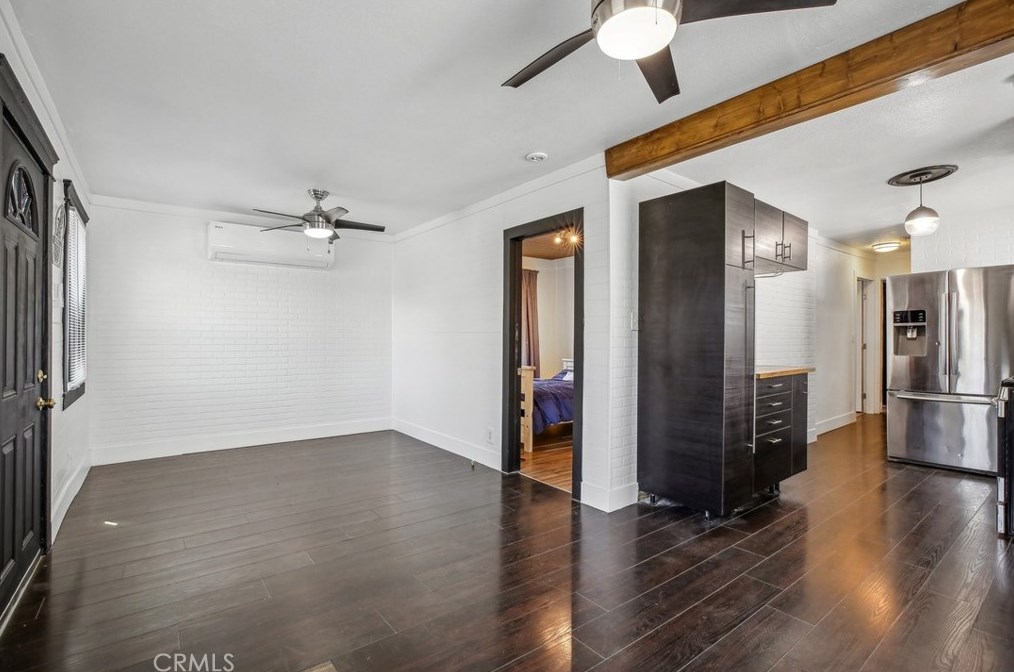 849 94th St, Los Angeles CA  90044-4701 exterior