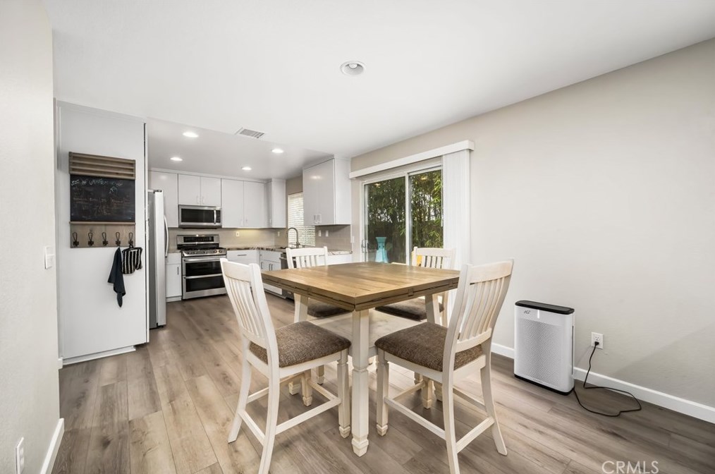 4777 Ventana Way, Oceanside CA  92057-1210 exterior