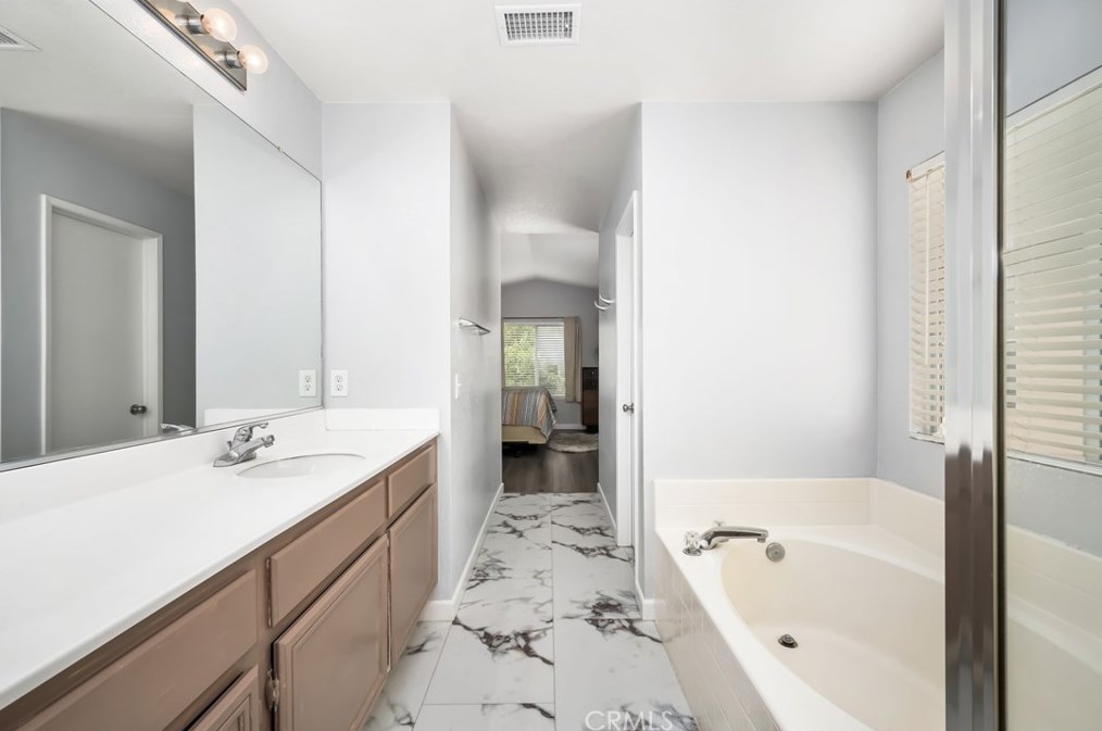 4777 Ventana Way, Oceanside CA  92057-1210 exterior