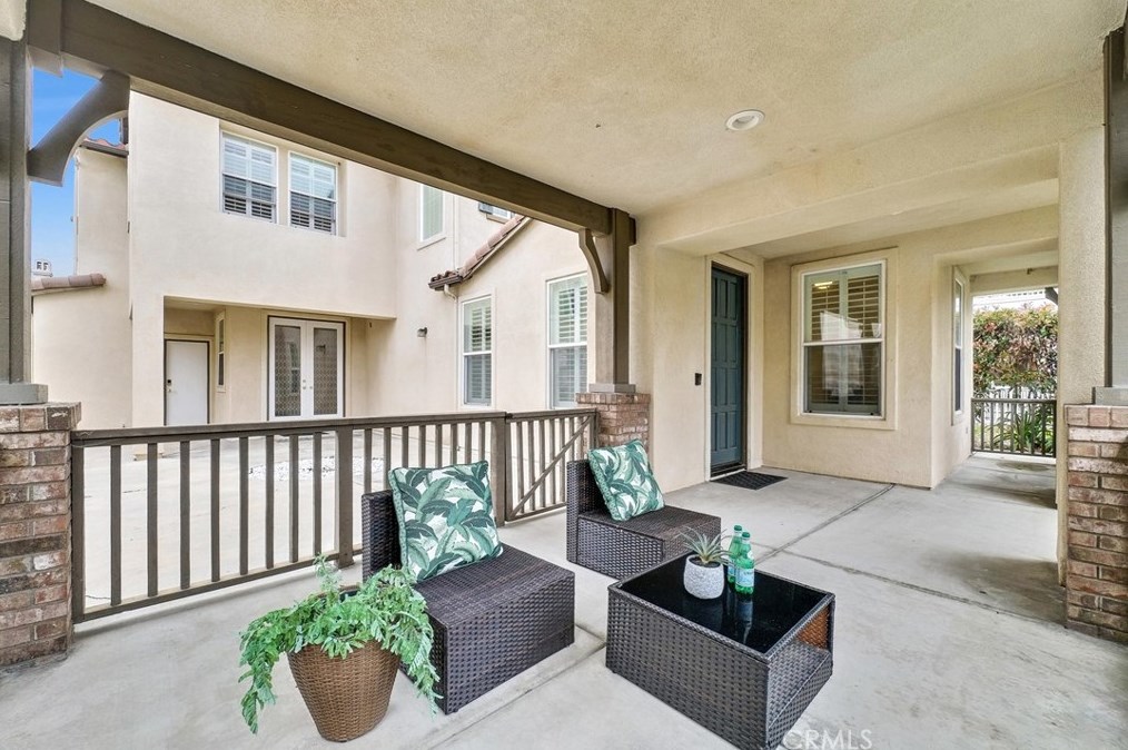 2016 Ward St, Fullerton CA  92833-5085 exterior