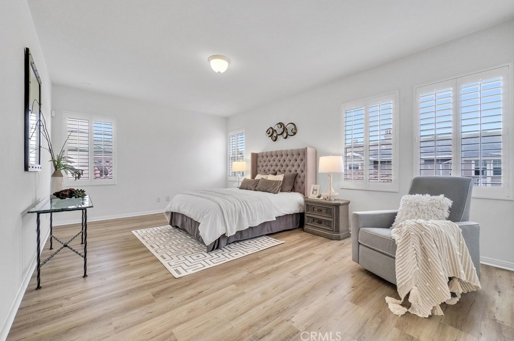 2016 Ward St, Fullerton CA  92833-5085 exterior