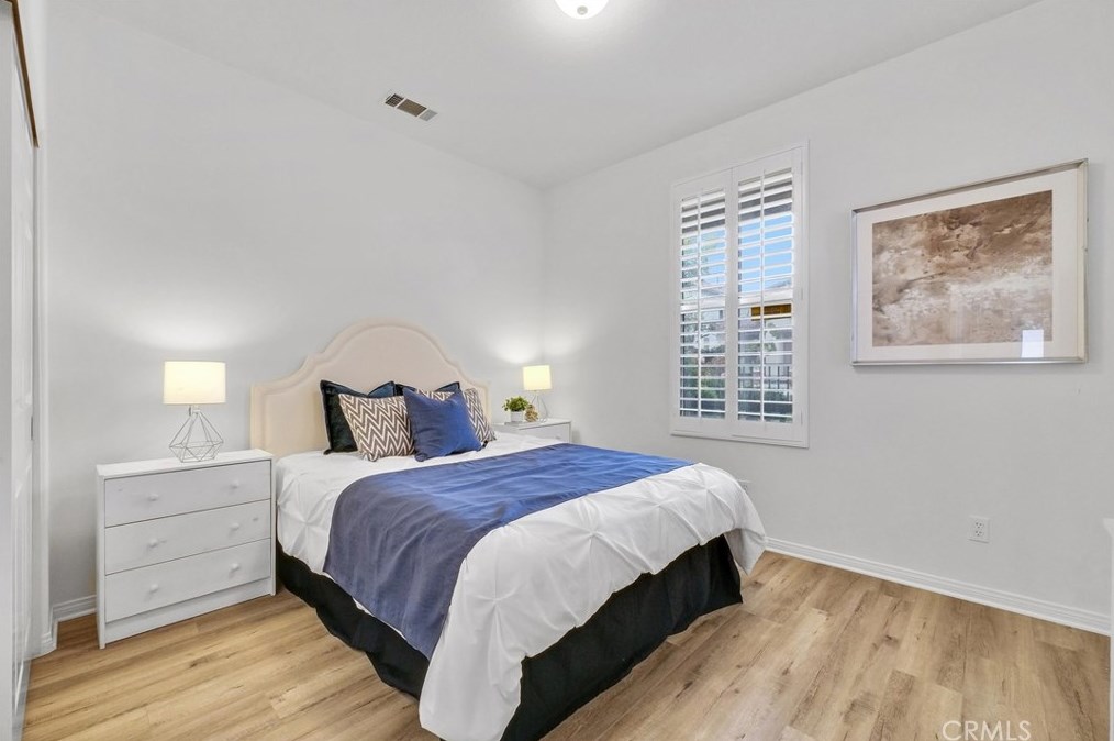 2016 Ward St, Fullerton CA  92833-5085 exterior