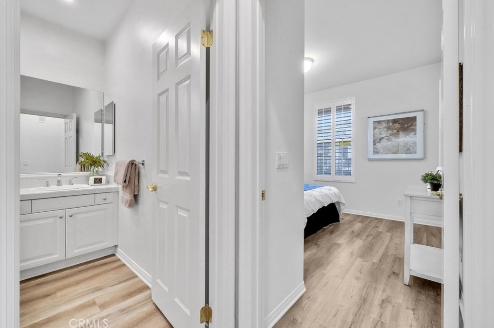 2016 Ward St, Fullerton CA  92833-5085 exterior