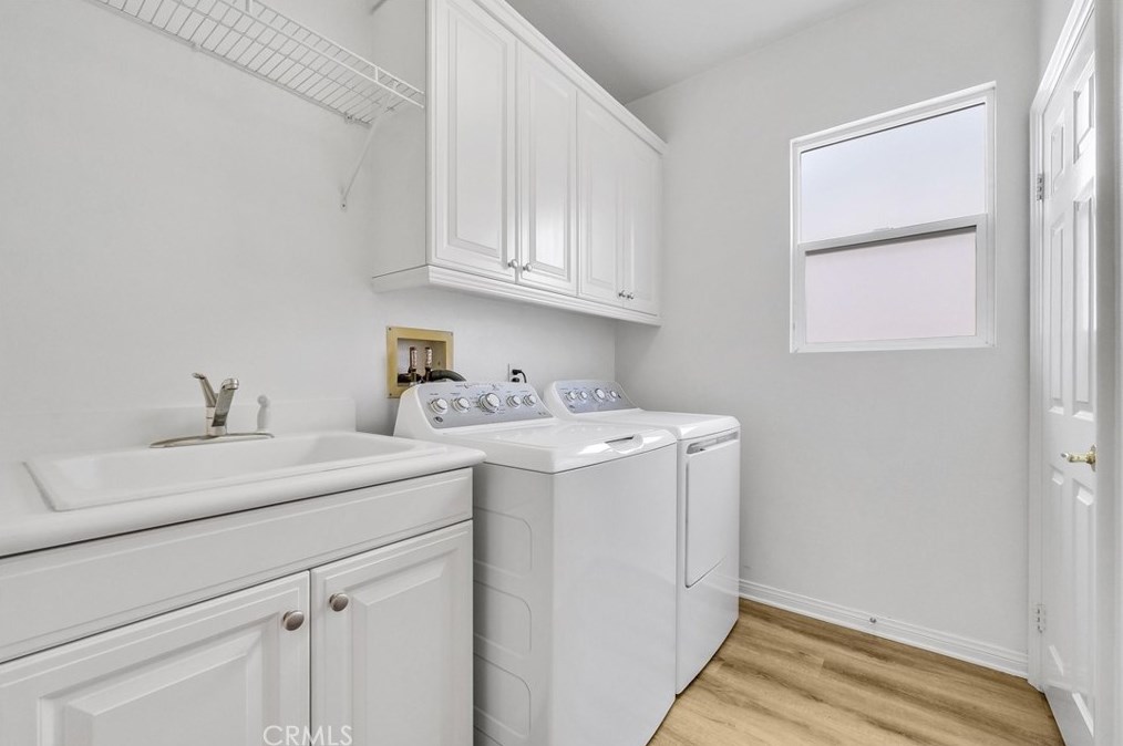 2016 Ward St, Fullerton CA  92833-5085 exterior