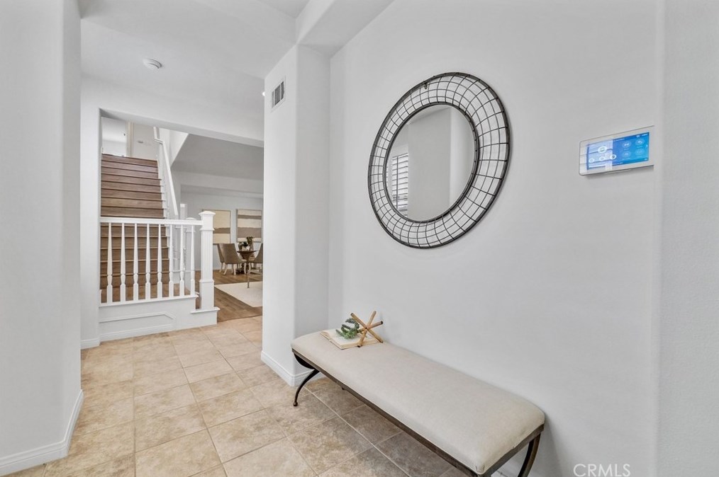 2016 Ward St, Fullerton CA  92833-5085 exterior