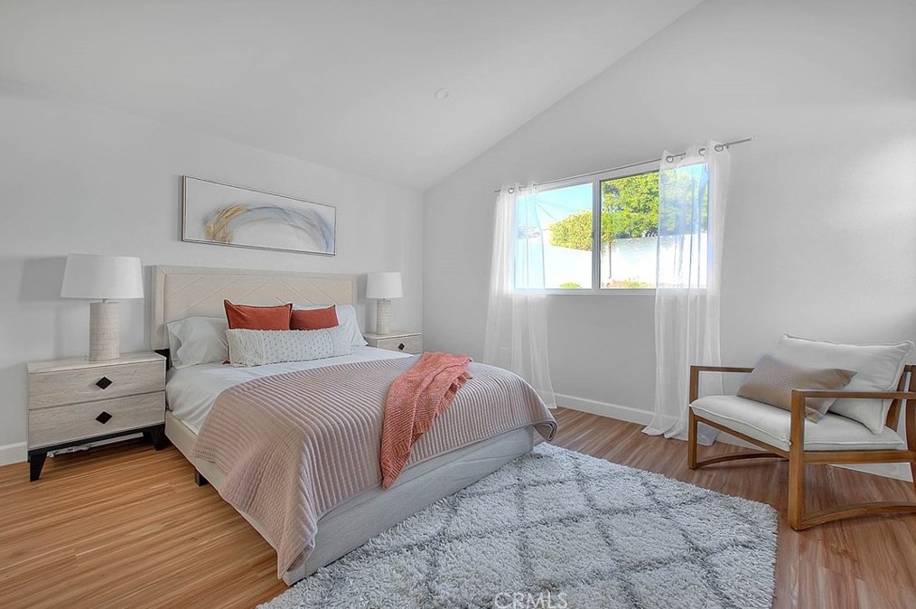 9236 Hobart Blvd, Los Angeles CA  90047-3820 exterior