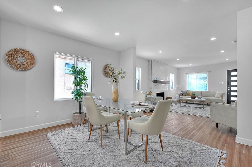 9236 Hobart Blvd, Los Angeles CA  90047-3820 exterior