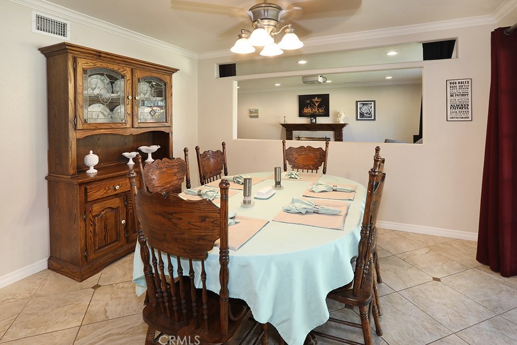 106 Barbara St, Anaheim CA  92806-3825 exterior