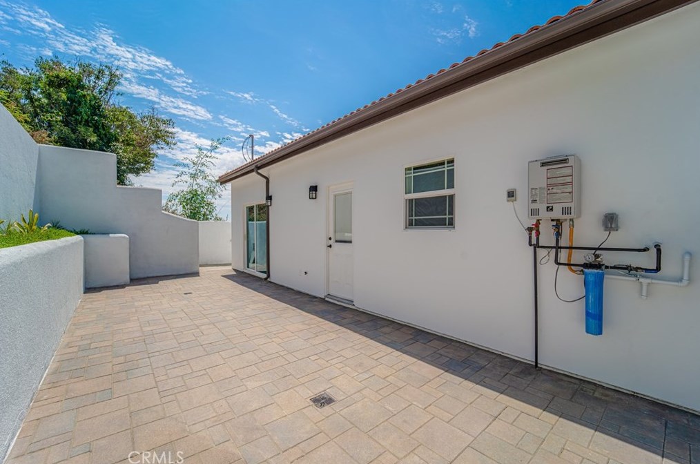 4861 Farquhar St, Los Angeles CA  90032-4118 exterior