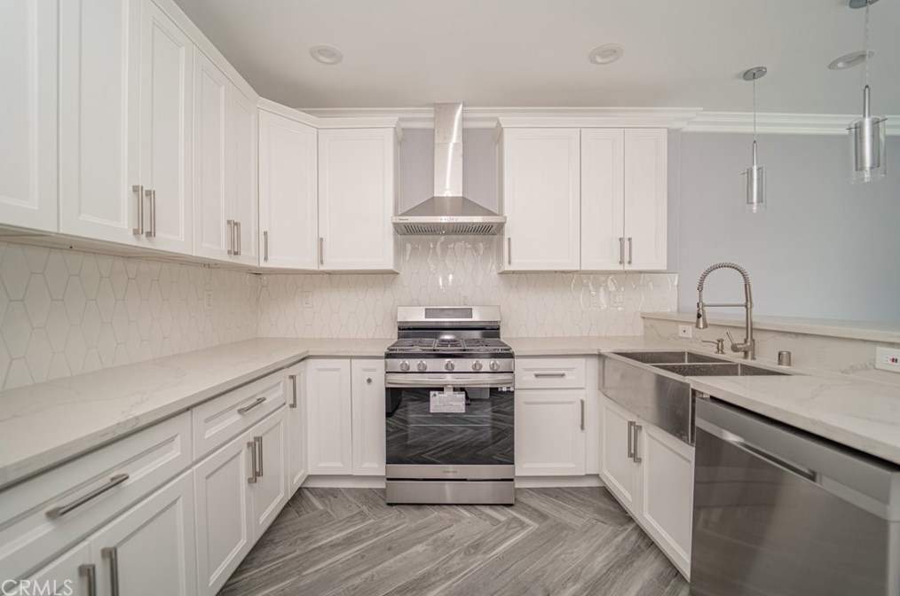 4861 Farquhar St, Los Angeles CA  90032-4118 exterior