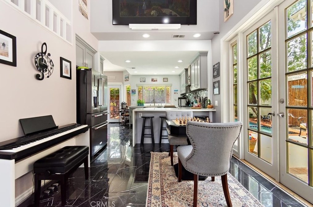 8310 Candleberry Cir, Orange CA  92869-4531 exterior