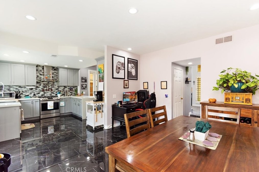 8310 Candleberry Cir, Orange CA  92869-4531 exterior