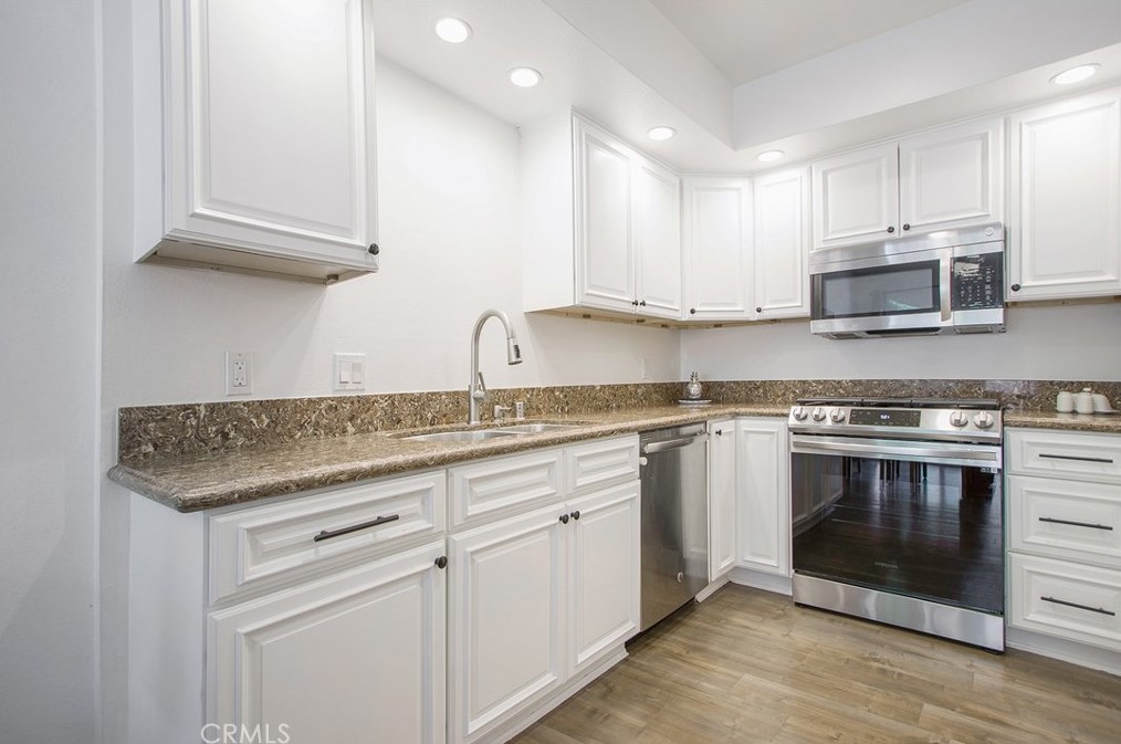 5629 Avenida De Vientos, Anaheim CA  92807-3810 exterior