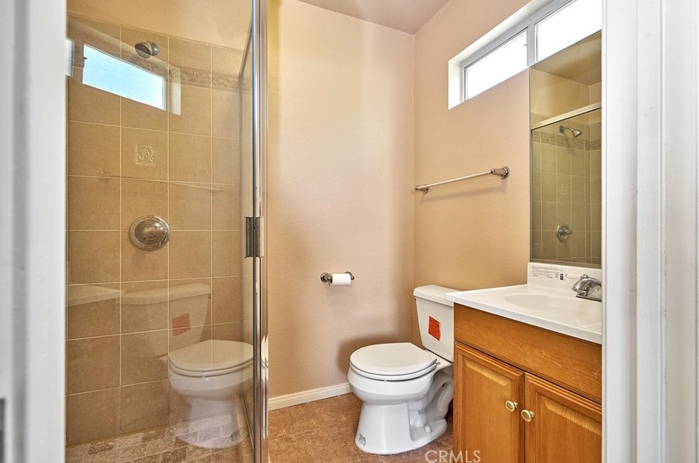 3564 Amesbury Rd, Los Angeles CA  90027-1302 exterior