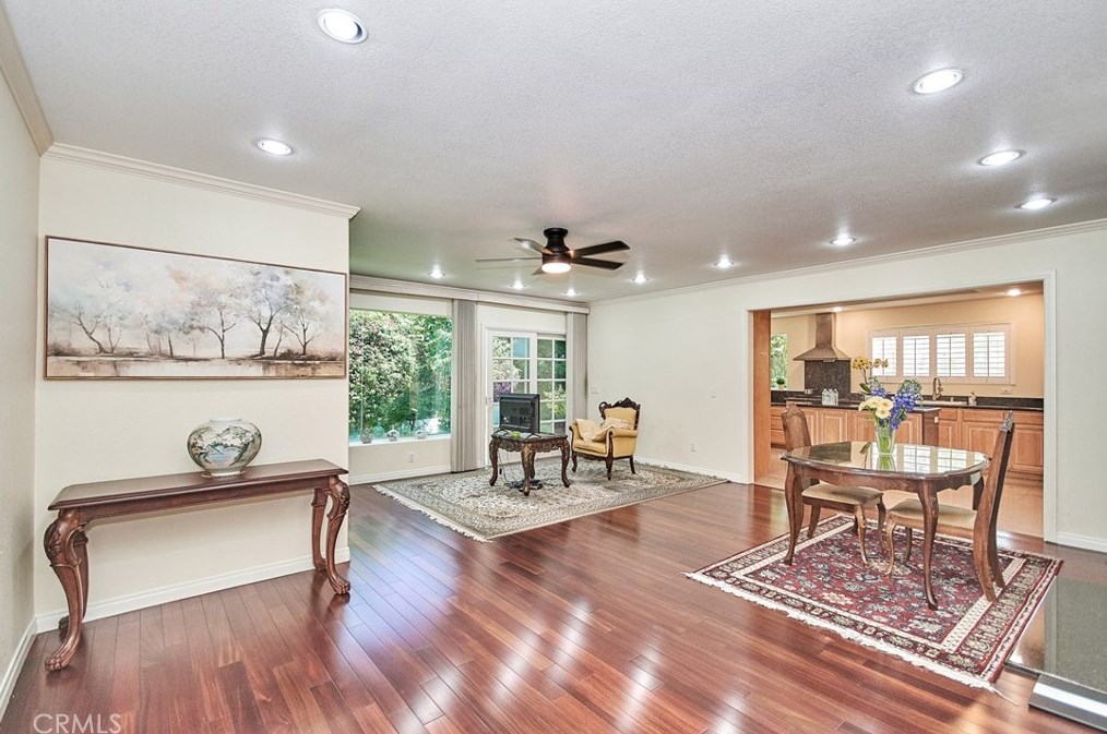 3564 Amesbury Rd, Los Angeles CA  90027-1302 exterior