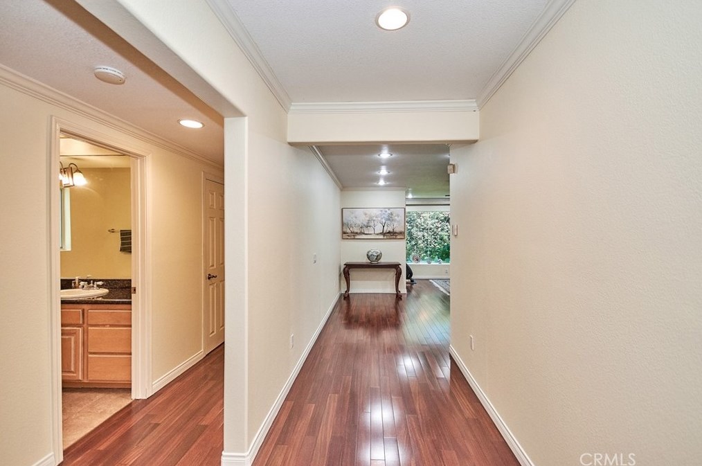 3564 Amesbury Rd, Los Angeles CA  90027-1302 exterior