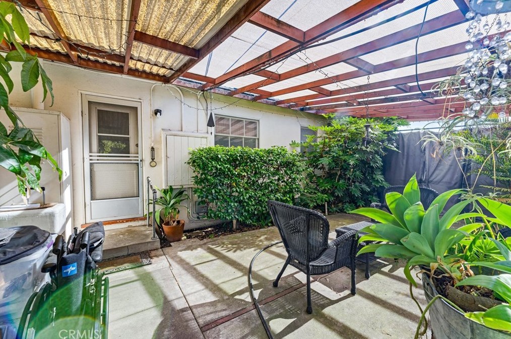 12125 Rose Dr, Whittier CA  90601-2914 exterior