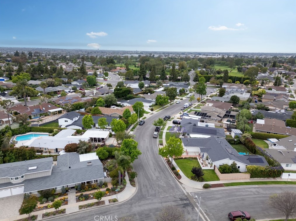 2967 Mindanao Dr, Costa Mesa CA  92626-3614 exterior