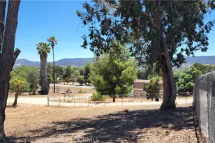 41435 Sycamore Ave, Murrieta, CA 92562 - Photo 23