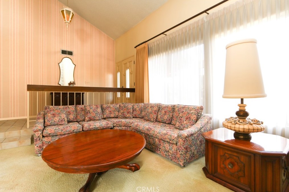 19715 Mildred Ave, Torrance CA 90503-1127 exterior