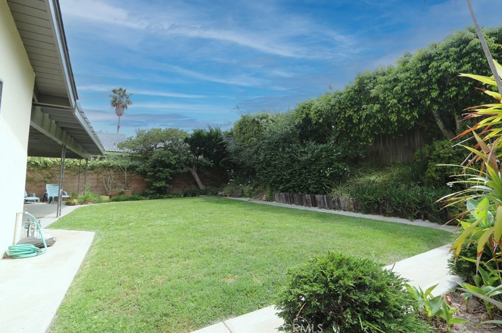 19715 Mildred Ave, Torrance CA 90503-1127 exterior