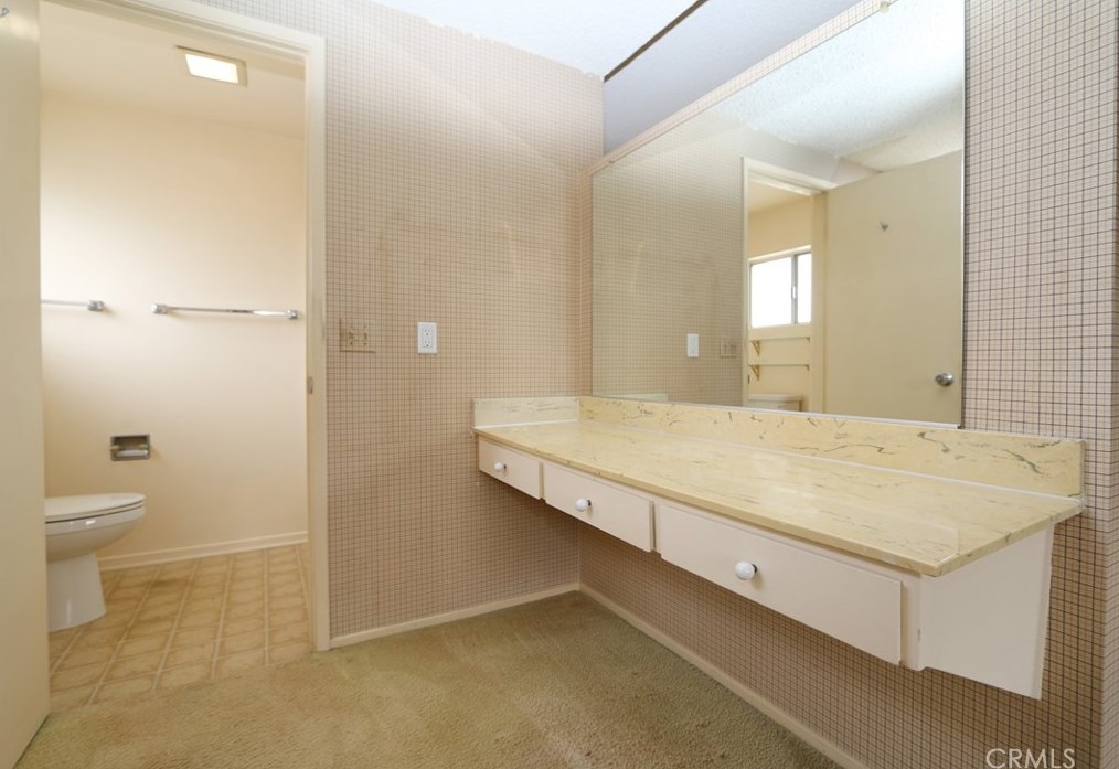 19715 Mildred Ave, Torrance CA 90503-1127 exterior