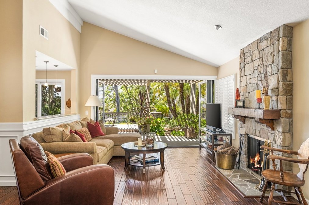 6535 Paseo Diego, Anaheim CA  92807-5011 exterior