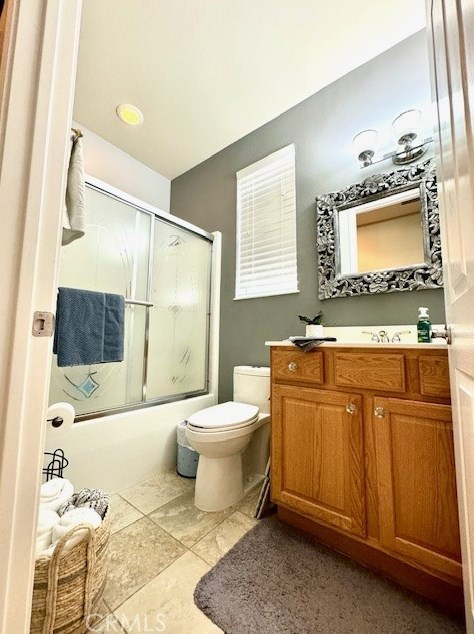 993 Blackhawk Dr, Beaumont CA  92223-8515 exterior