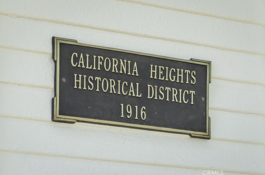 3761 Lime Ave, Long Beach CA  90807-4137 exterior