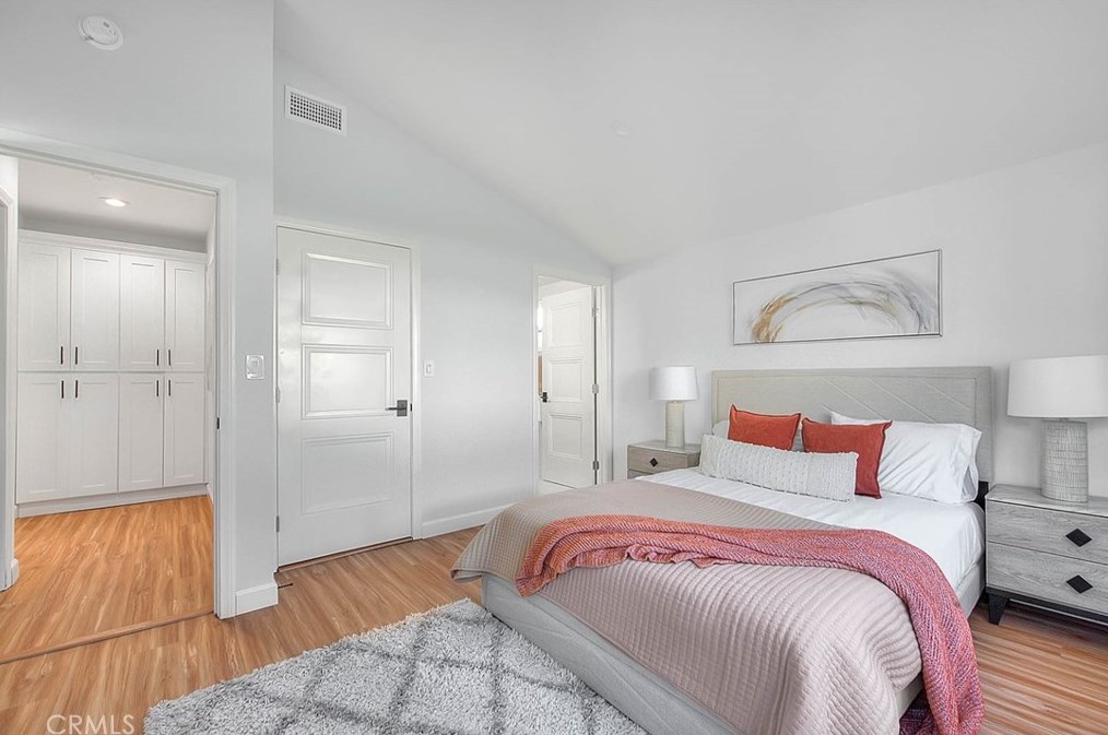 9236 Hobart Blvd, Los Angeles CA  90047-3820 exterior