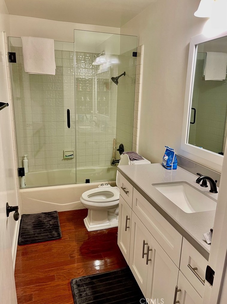 8324 Marina Pacifica Dr, Long Beach CA  90803-7005 exterior