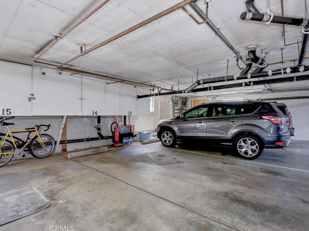 2302 2nd St, Long Beach CA  90803-5171 exterior