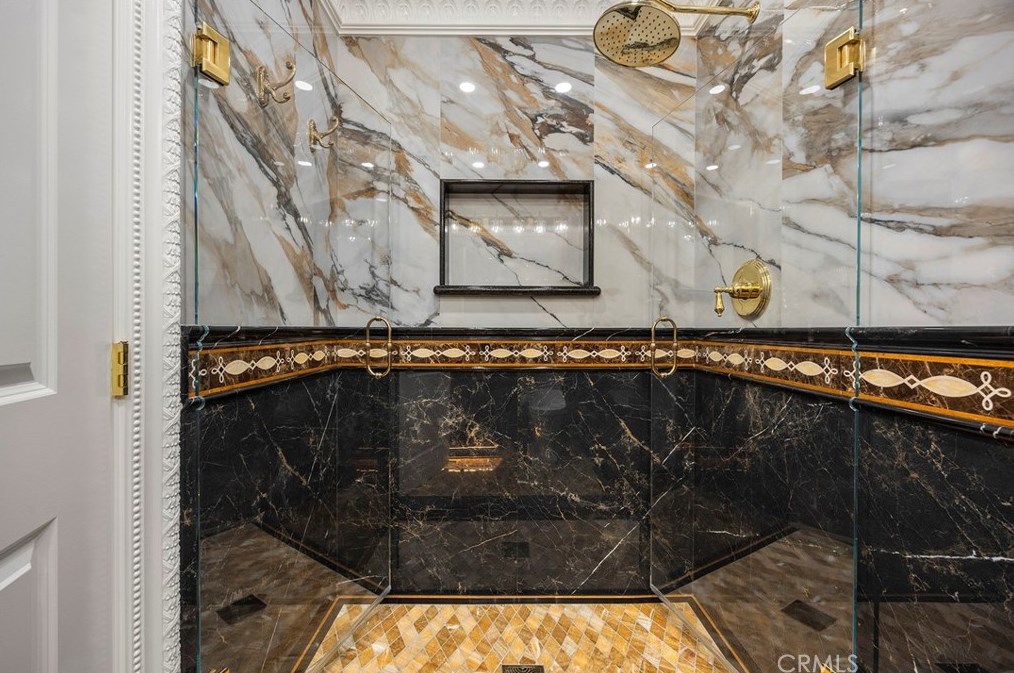 7351 Singingwood Dr, Anaheim CA 92808-1701 exterior